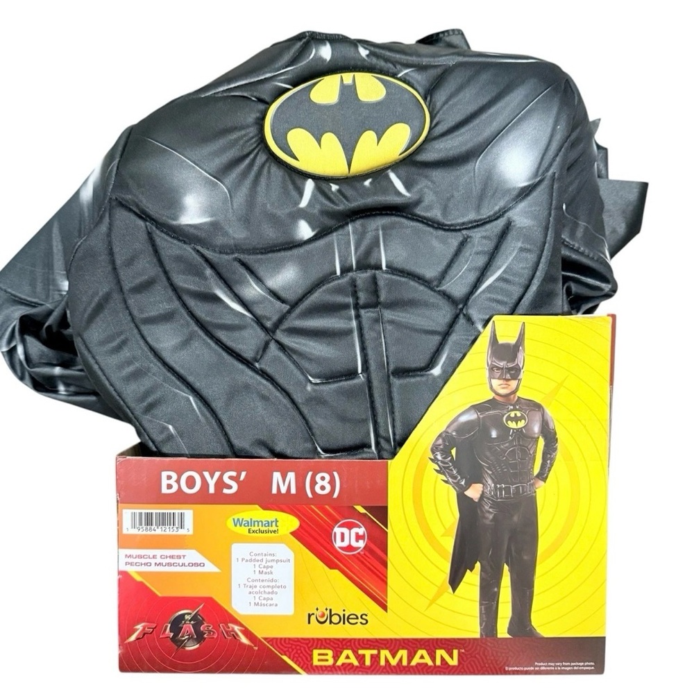 Boys Batman Costume  NWT  Size M (8)